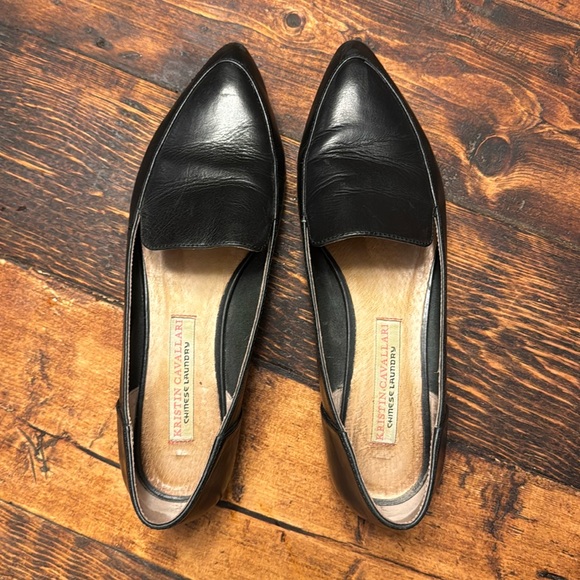 Kristin Cavallari Black Slide On Pointy Toe Leather Loafers - Picture 1 of 5
